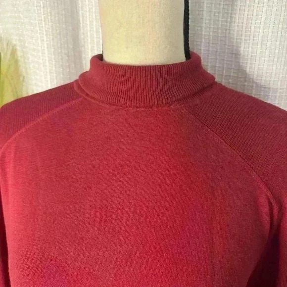 Chicos Women’s 2 US L Christmas Red Blouse Turtleneck Long Sleeve Tunic Top - Picture 2 of 13